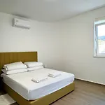 Exclusive Vista Hills Blue Horizon Daire