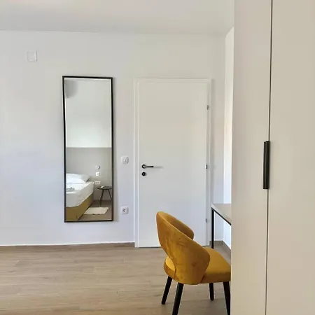 Exclusive Vista Hills Blue Horizon Apartment