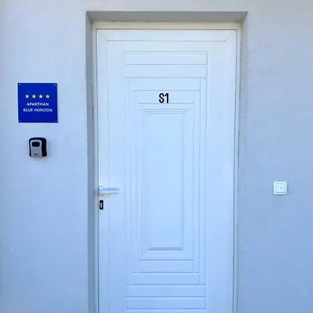 Daire Exclusive Vista Hills Blue Horizon