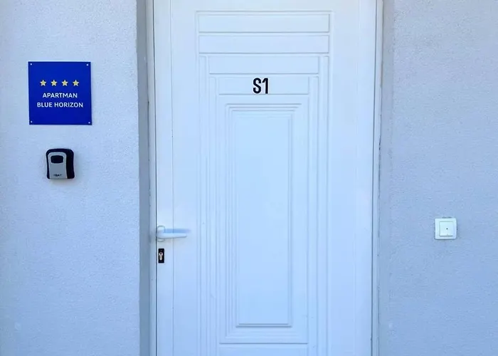 Daire Exclusive Vista Hills Blue Horizon